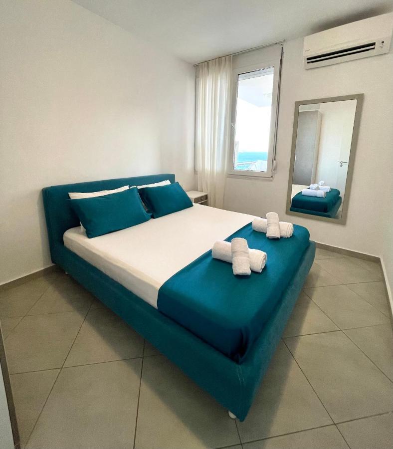 Sunny Bay Sarandë